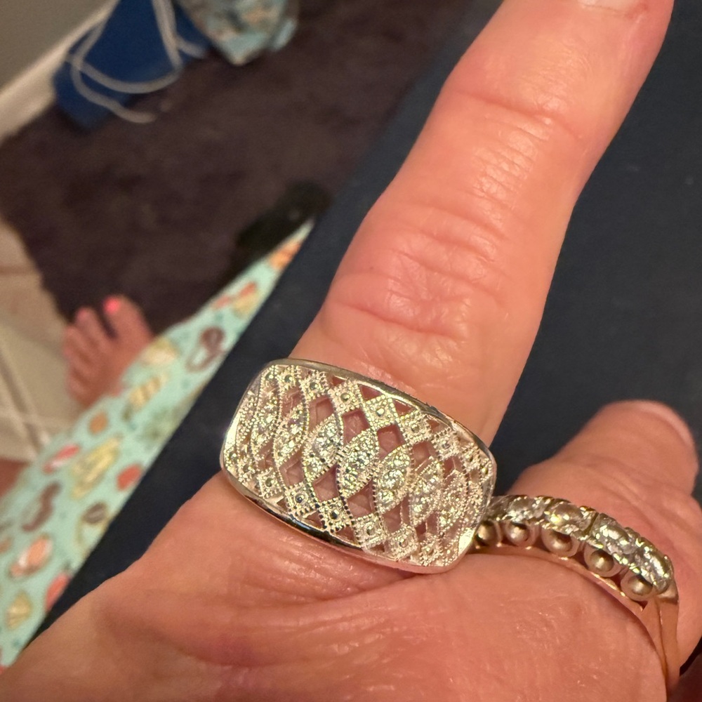 Silver Filigree Shield Ring - Silver - image 7